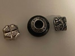 Lot de 3 charms Pandora - argent 925 trèfle , rond est fleur