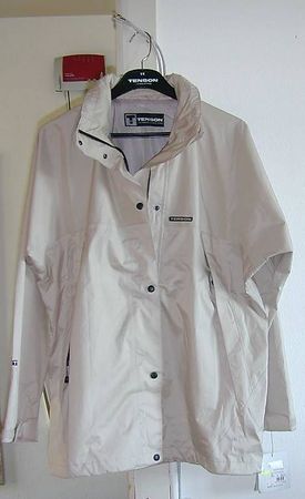TENSON Damen Kapuze- Regenjacke Gr.44 , Neu