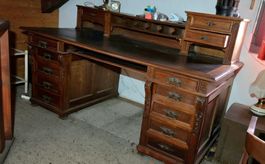 Antiker Gründerzeit Schreibtisch – Nussbaum 19.Jh.