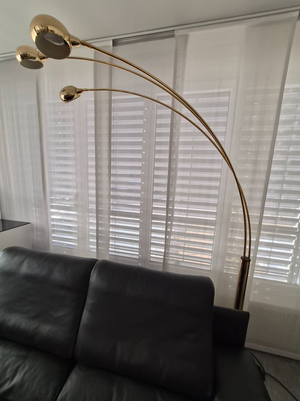Lampade: Vintage Bogenlampe Messing 3 Flammen – Usato da Bellikon venduto da maxa77