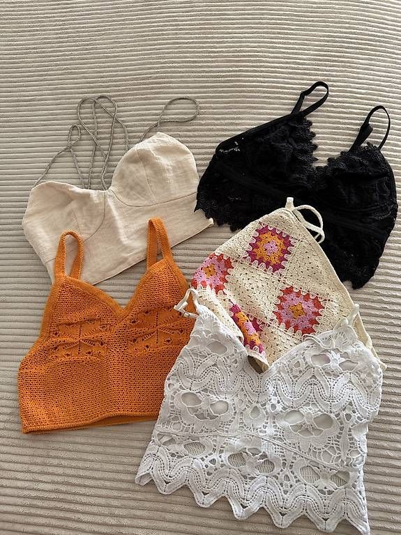 Top:  Damen-Tops zu verkaufen – Usato da Wil SG venduto da mar_w7v7