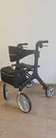 Rollator Bescomedical aus Carbon 