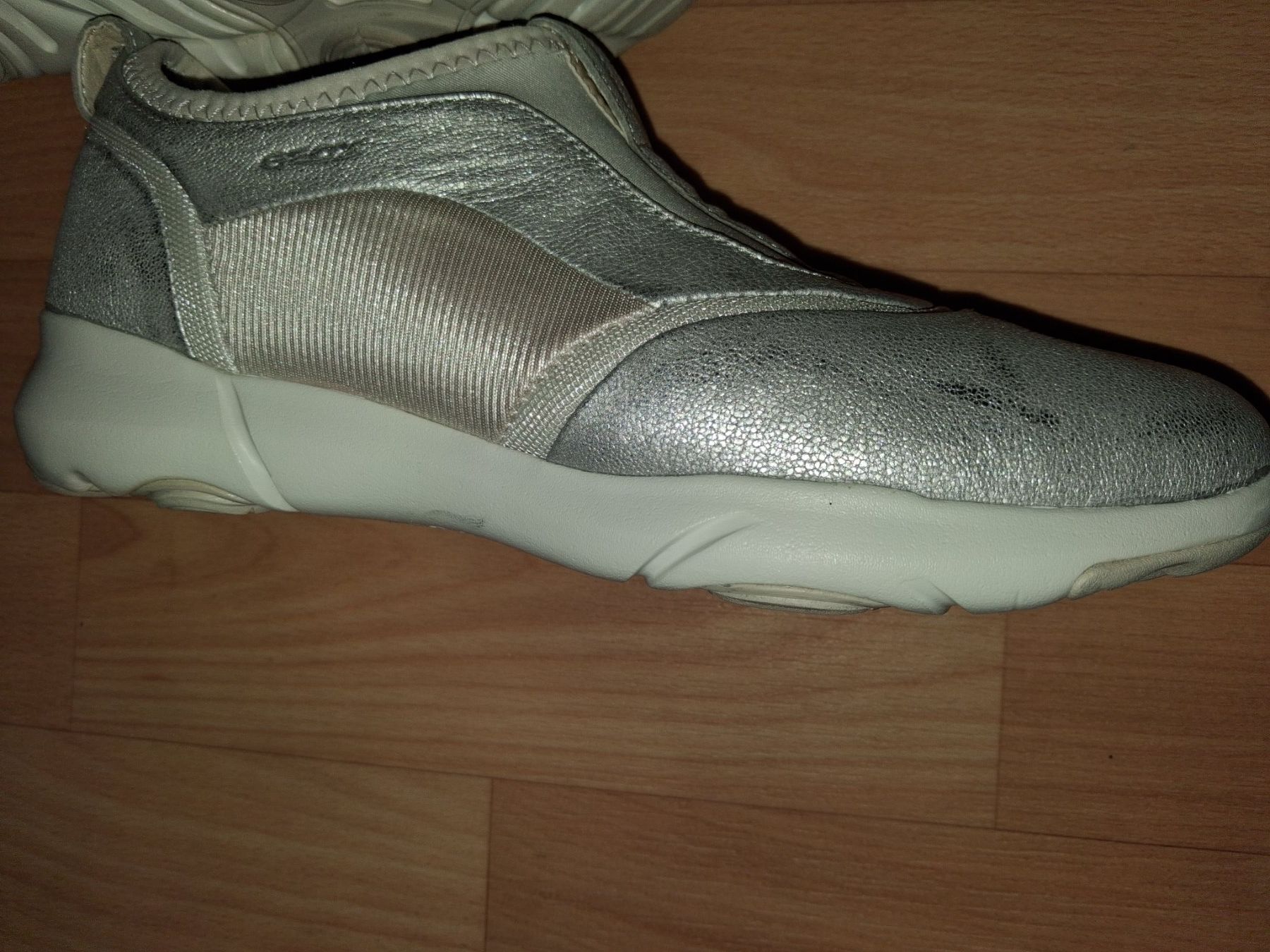 Geox Scarpe da donna: Sneaker GEOX silber – Usato da Wetzikon ZH venduto da med_2y76 1