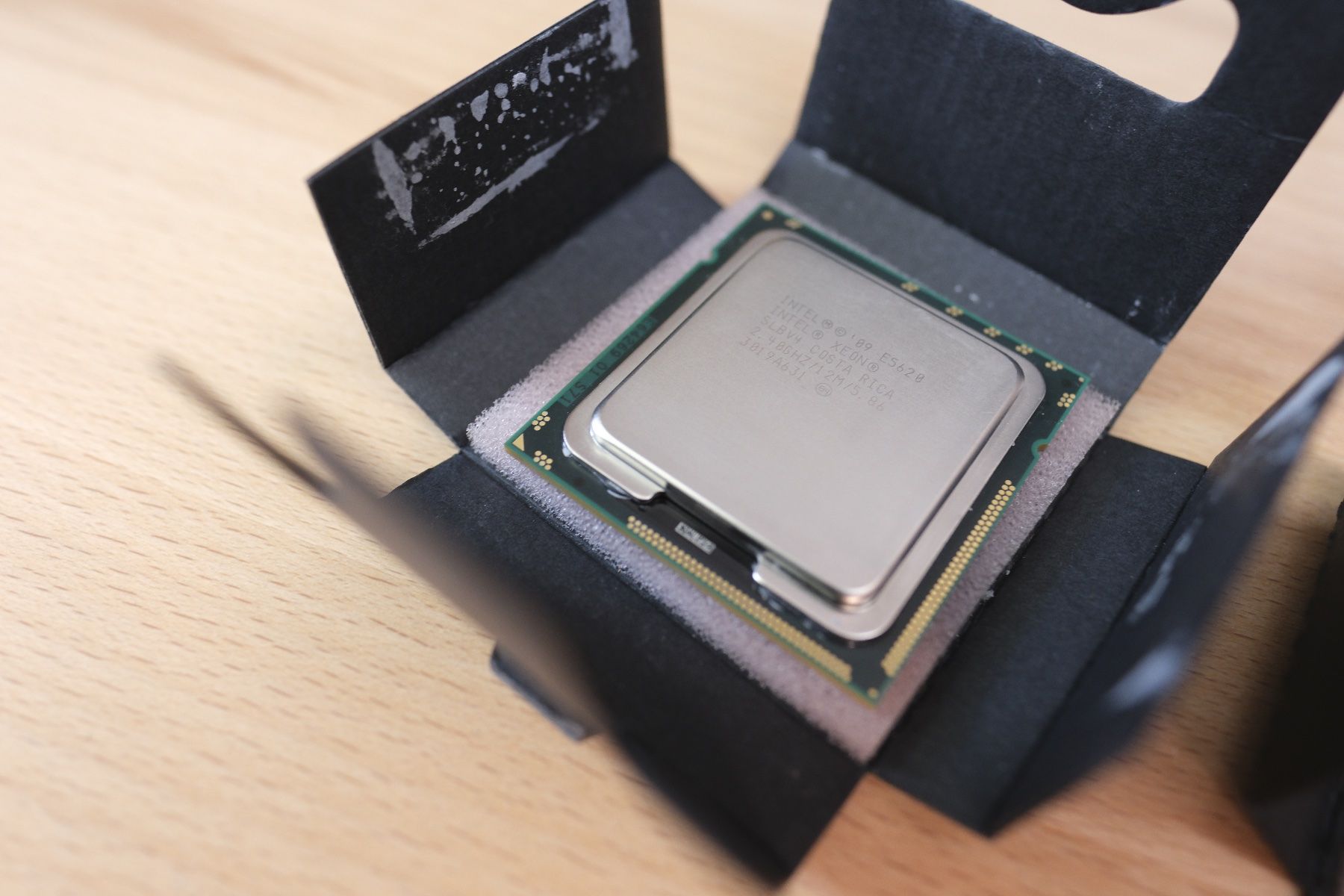 Intel Elektronikbauteile: 2 x Intel Xeon E5620 – Gebraucht aus Luzern von Beli6 2