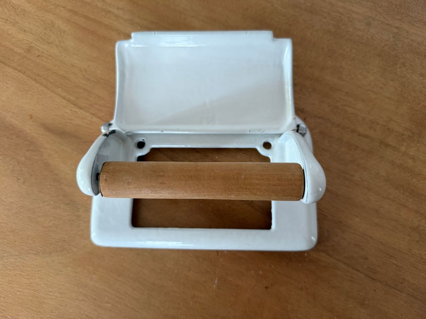 WC: alter Email WC Rollenhalter Original antik Designklassiker – Gebraucht aus Burgdorf von Tanchoo 2