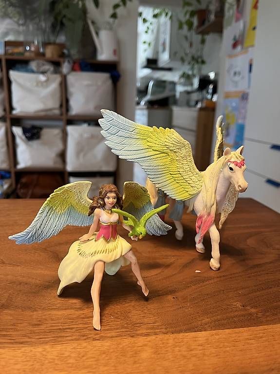 Schleich Giocattoli: Schleich Bayala Fee mit Pegasus – Usato da Oberengstringen venduto da elleth 1