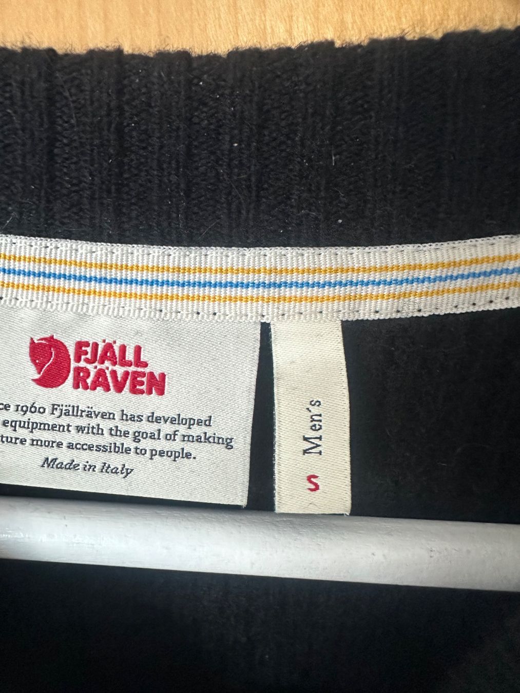 Pullover & Sweatshirts: Fjällräven Övik Rib Pullover schwarz Grösse S gebraucht – Gebraucht aus Chur von Monbijou26 2