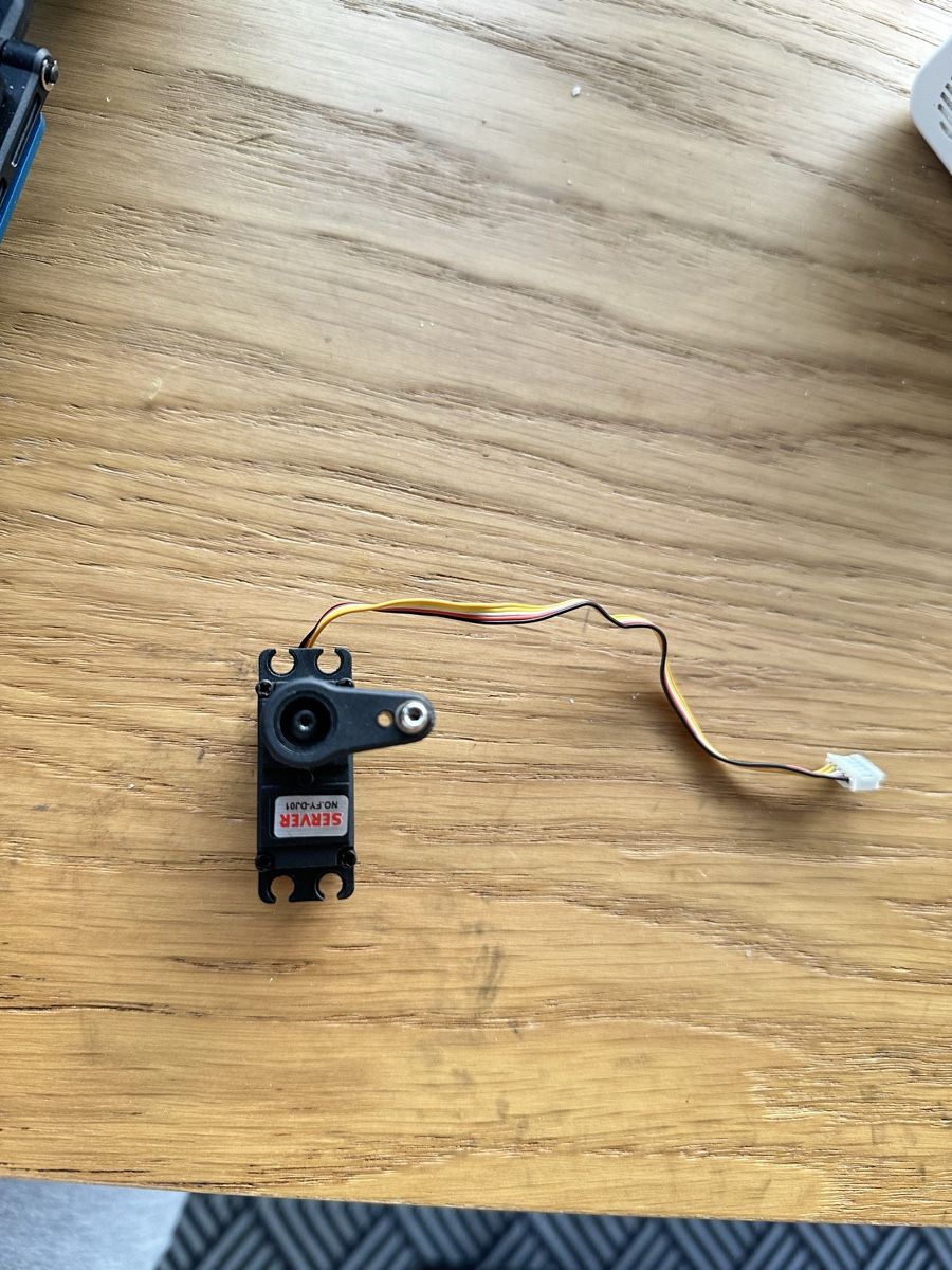 Modellismo RC: Servo Motor  – Usato da Nebikon venduto da sal_pvk8