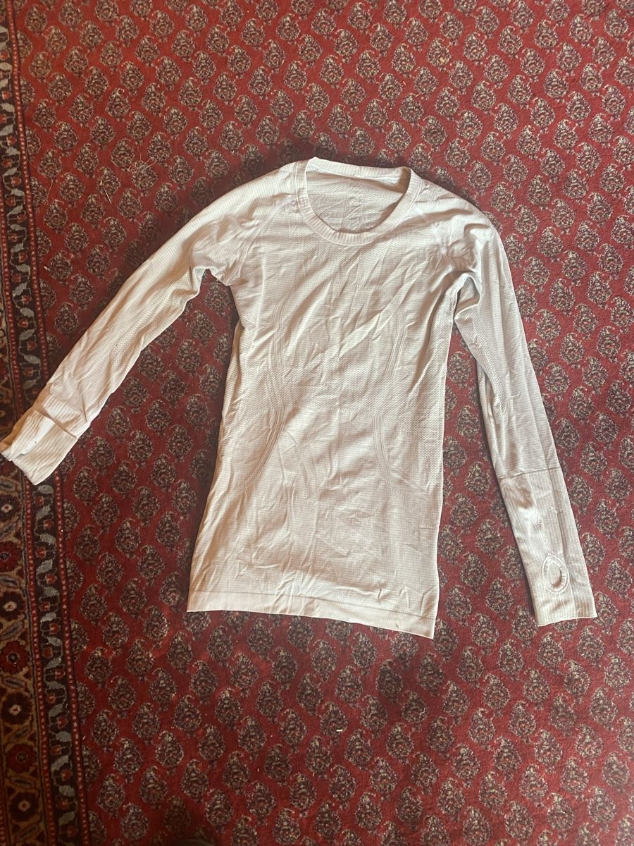 Lululemon Tops: Lululemon Hemd – D'occasion à Küblis par mad_b2bw