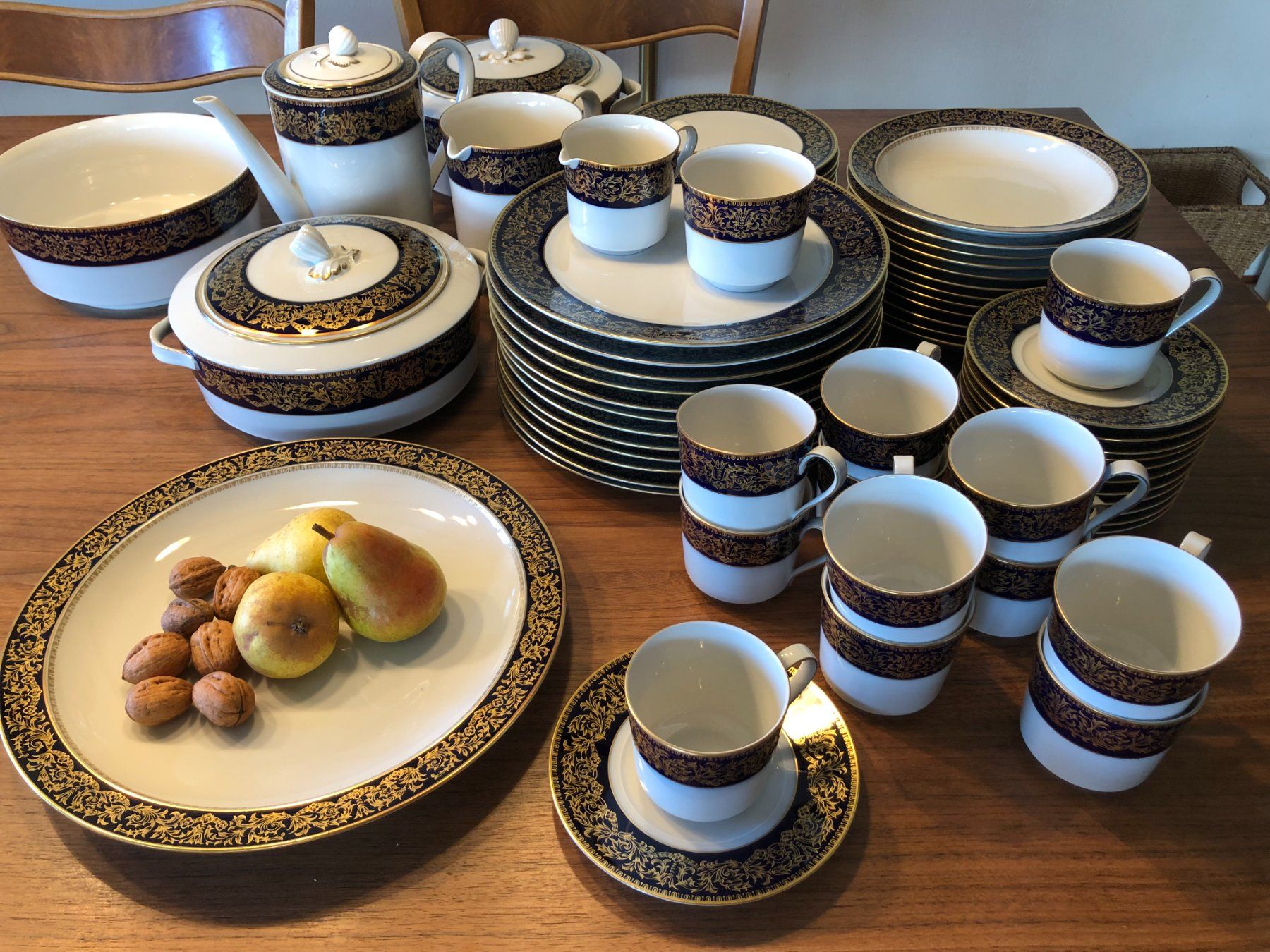 Set di piatti: Langenthal Chateau Service 12er – Usato da Zetzwil venduto da Cercidiphyllum