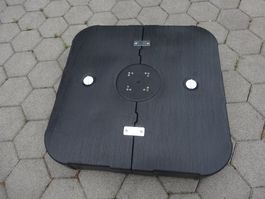 Rollbarer Ständer für grosse Sonnenschirme