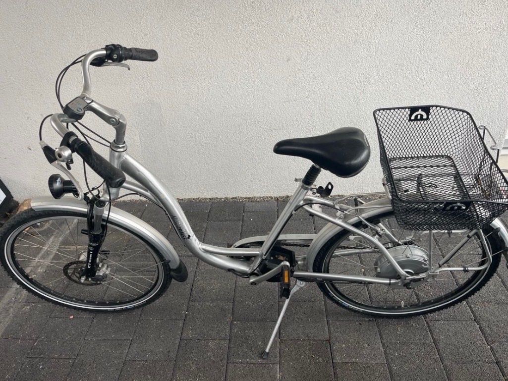 Biciclette: E-City Bike – Usato da Zürich venduto da anyabe