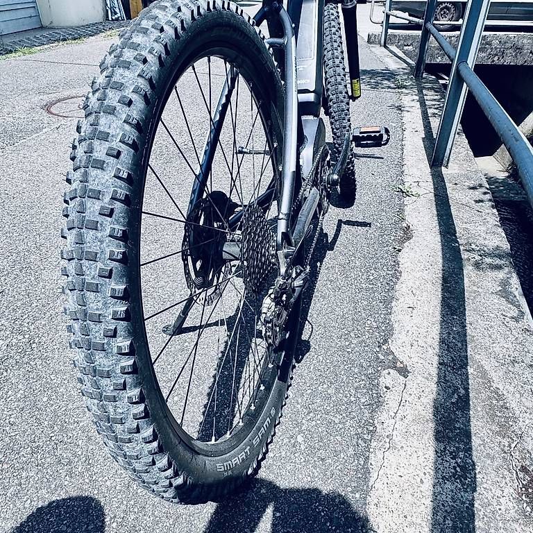 Leopard Biciclette: Leopard E-CROSS (27.5") E-Bike – Usato da Rupperswil venduto da Penaber. 3