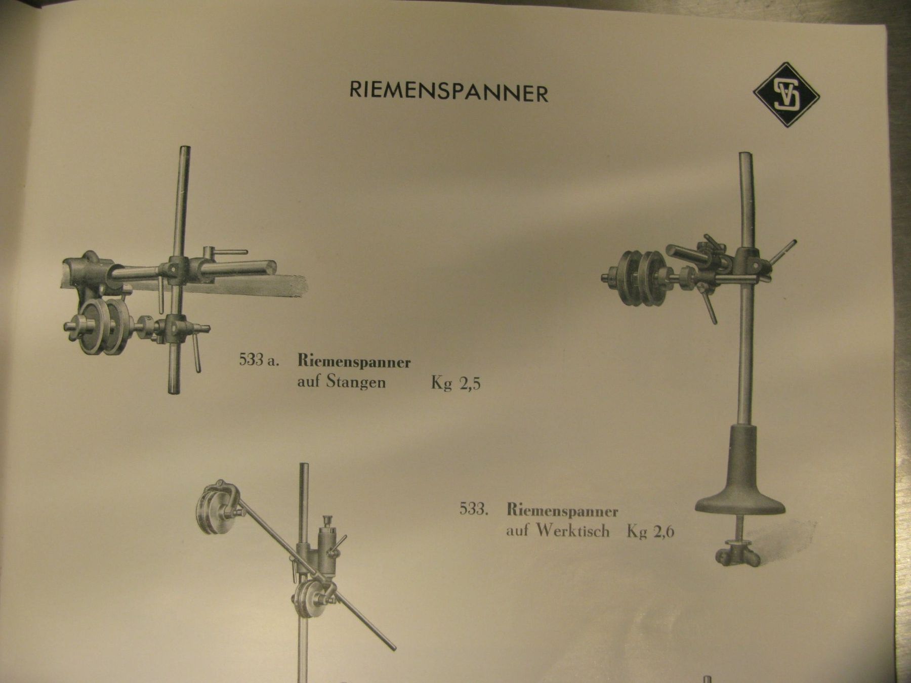 Schaublin Altro per industria metallurgica: Schaublin Ständer Sockel zu Vorgelege oder Leuchte – Usato da Zürich venduto da morez 2