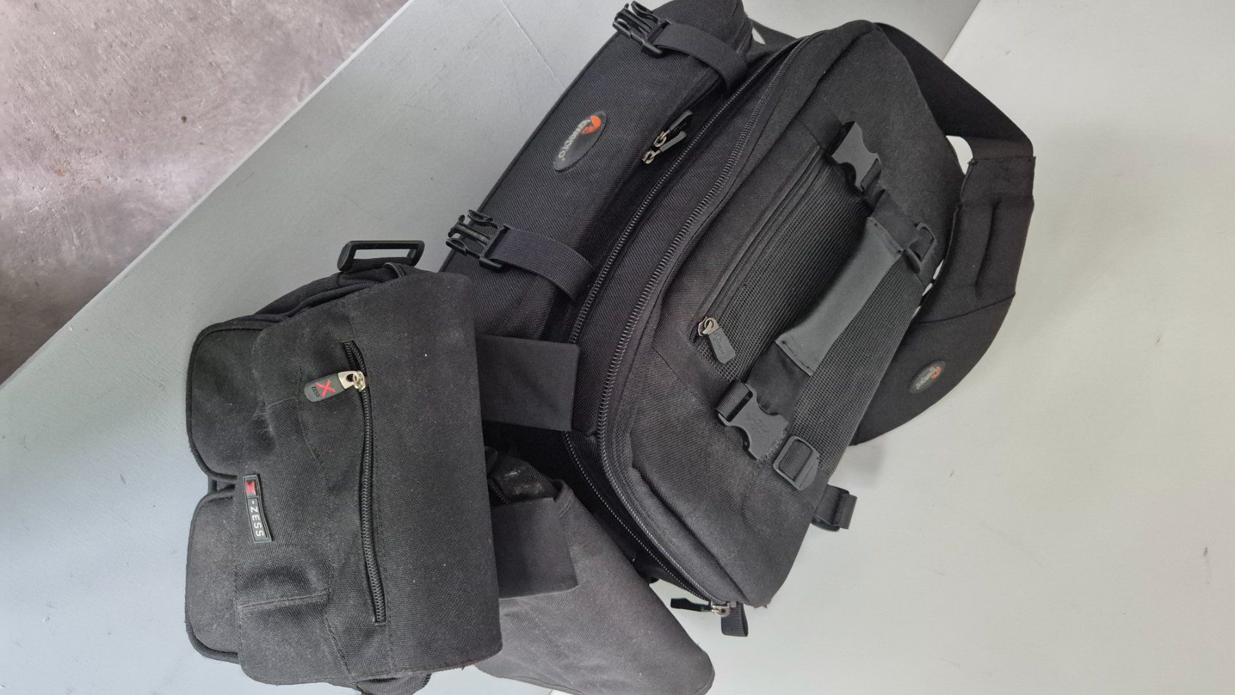 Lowepro Borse: Kameratasche Löwe Pro Magnum AW – Usato da Aarau venduto da Malaga6 3