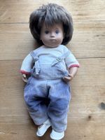 Sammlerpuppe Sasha mit Latzhose 