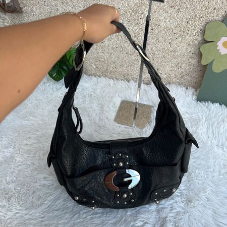 Handtasche schwarz Guess Lederlook gebraucht 37x27cm