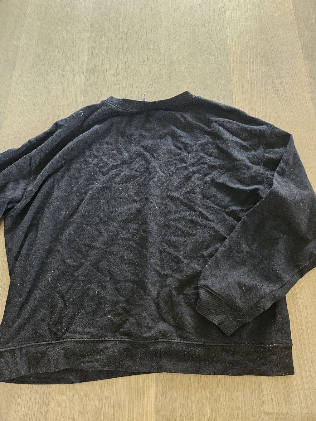 H&M Pulls & Sweat-shirts: Pullover schwarz Grösse XL von H&M – D'occasion à Rüschlikon par zzz1234 2