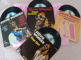 STEVIE WONDER * HAPPY BIRTHAY * YOU ARE SUNSHINE * I JUST CA