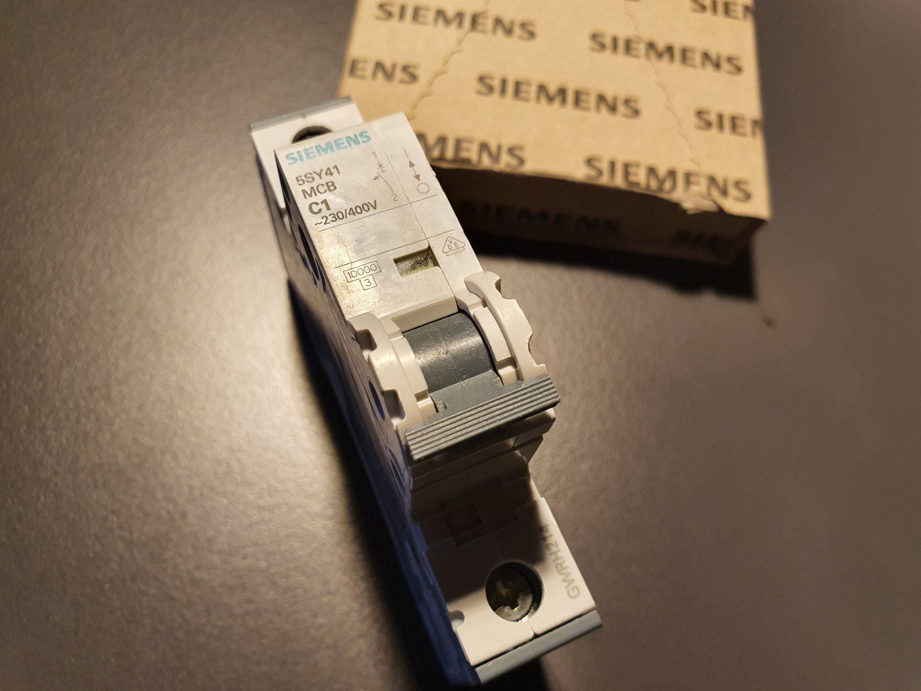 Siemens Schalter: Leitungsschutzschalter C1 Siemens 1 – Neu und originalverpackt aus Roggliswil von Crosser17 2