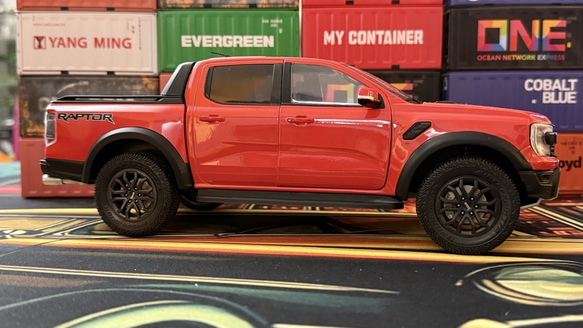 Ford Voitures modèles: Ford Ranger Raptor Orange – Neuf (Voir description) à Basel par Zomeg