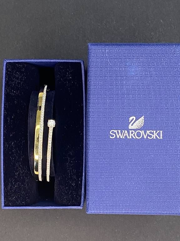 Swarovski Bracciali & Braccialetti: Swarovsky Spangen-Armreif Hyperbola – Usato da Nürensdorf venduto da mar_tw85