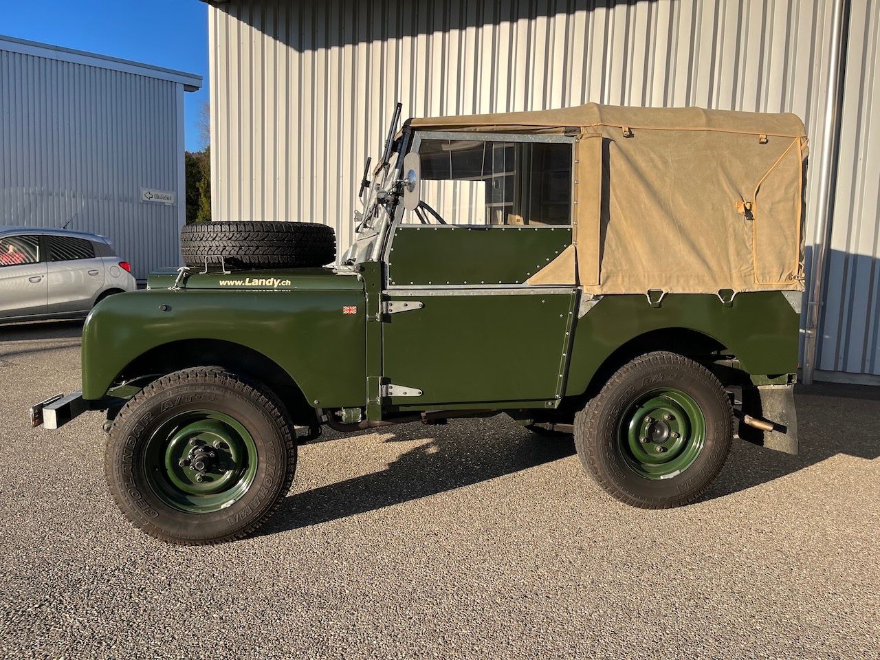 Land Rover Automobili: Land Rover 80 Serie 1 – Usato da Sirnach venduto da MaechlerAutomobile 1
