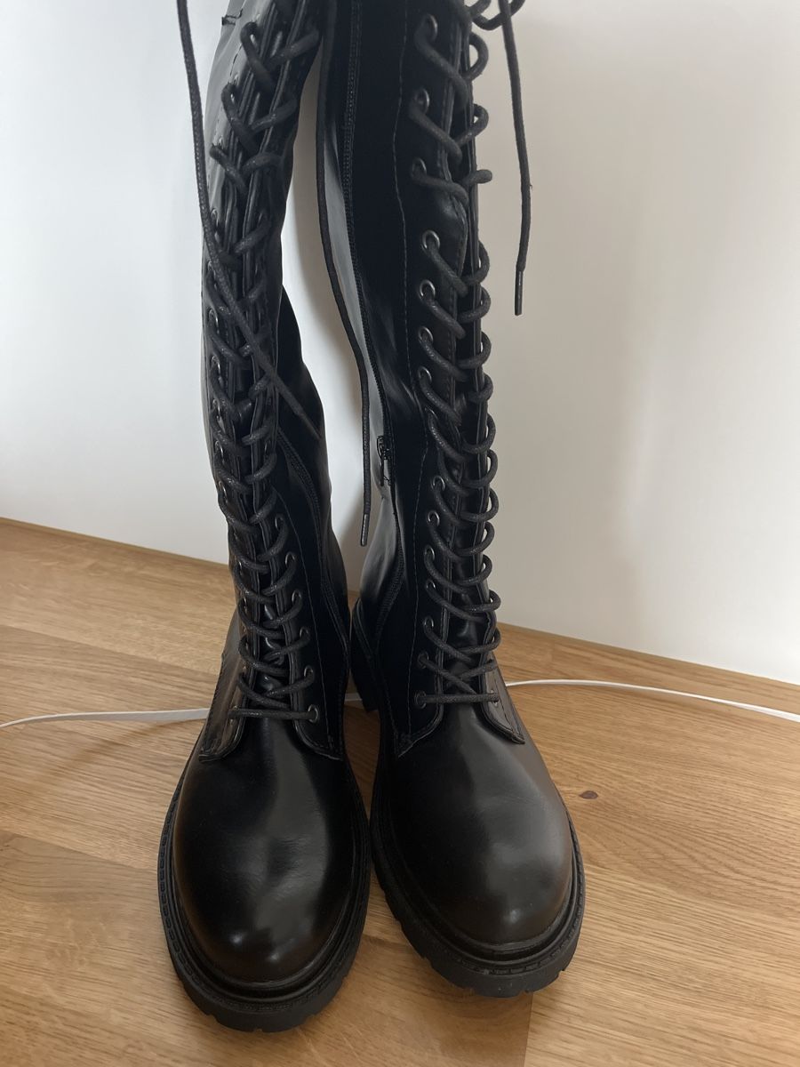 Damenschuhe: Stiefel – Neu (gemäss Beschreibung) aus Kriens von  9