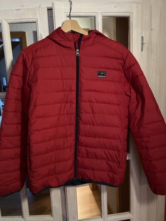 Rote Quiksilver Winterjacke,Kinder gr. L durch den Winter!