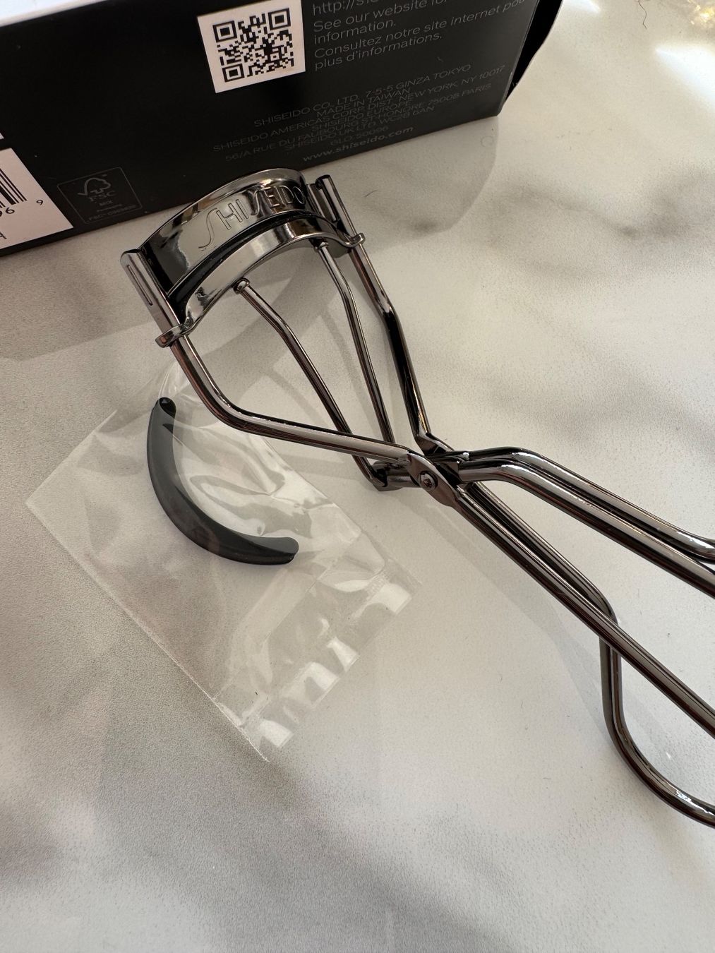 Cura del viso: Shiseido Eyelash Curler - New – Nuovo (secondo la descrizione) da Zürich venduto da di_archive 3