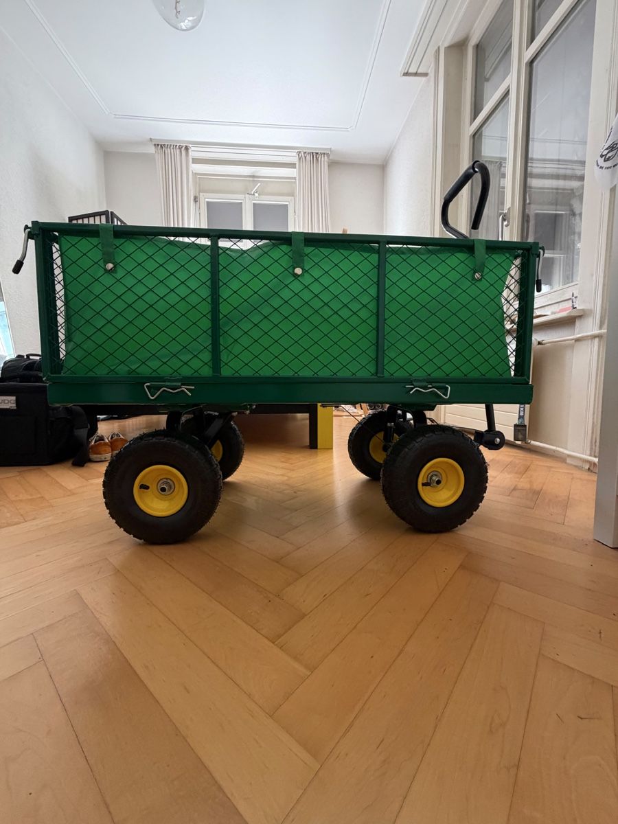 Berceaux: Bollerwagen grün  – D'occasion à Zürich par ale_m2rp 1