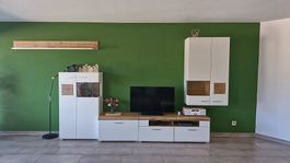 Wohnwand weiss / Holzoptik