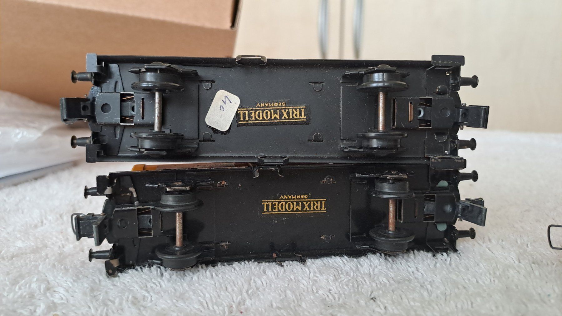 Trix Modellini di ferrovie: Trix Express 4 DB Shell Tankwagen H0 GL/14 – Usato da Winterthur venduto da Riebeli333 6