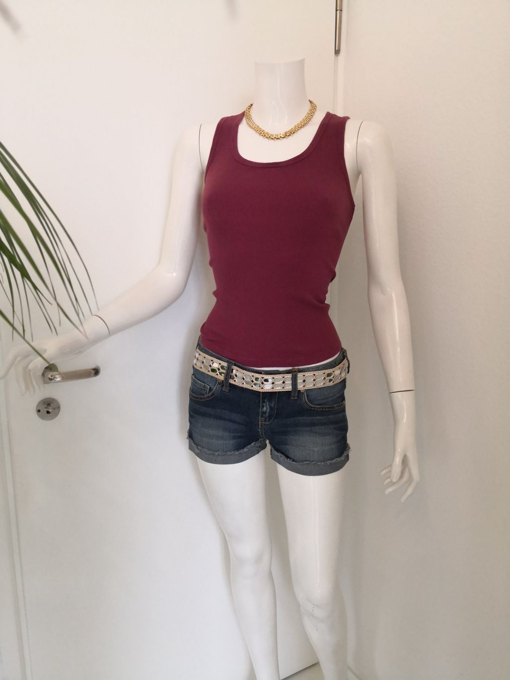 Mango Top: 🤩MANGO TOP BORDEAUX GERILLT – Usato da Olten venduto da Naja-Twins-Twins 7