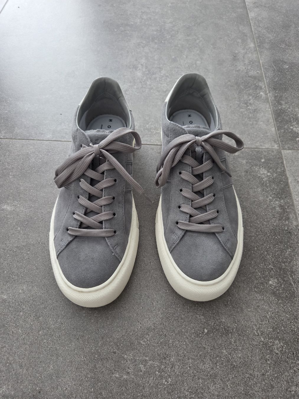 Scarpe da uomo: Hogan Sneaker Grau – Nuovo (secondo la descrizione) da Möhlin venduto da zille_bs