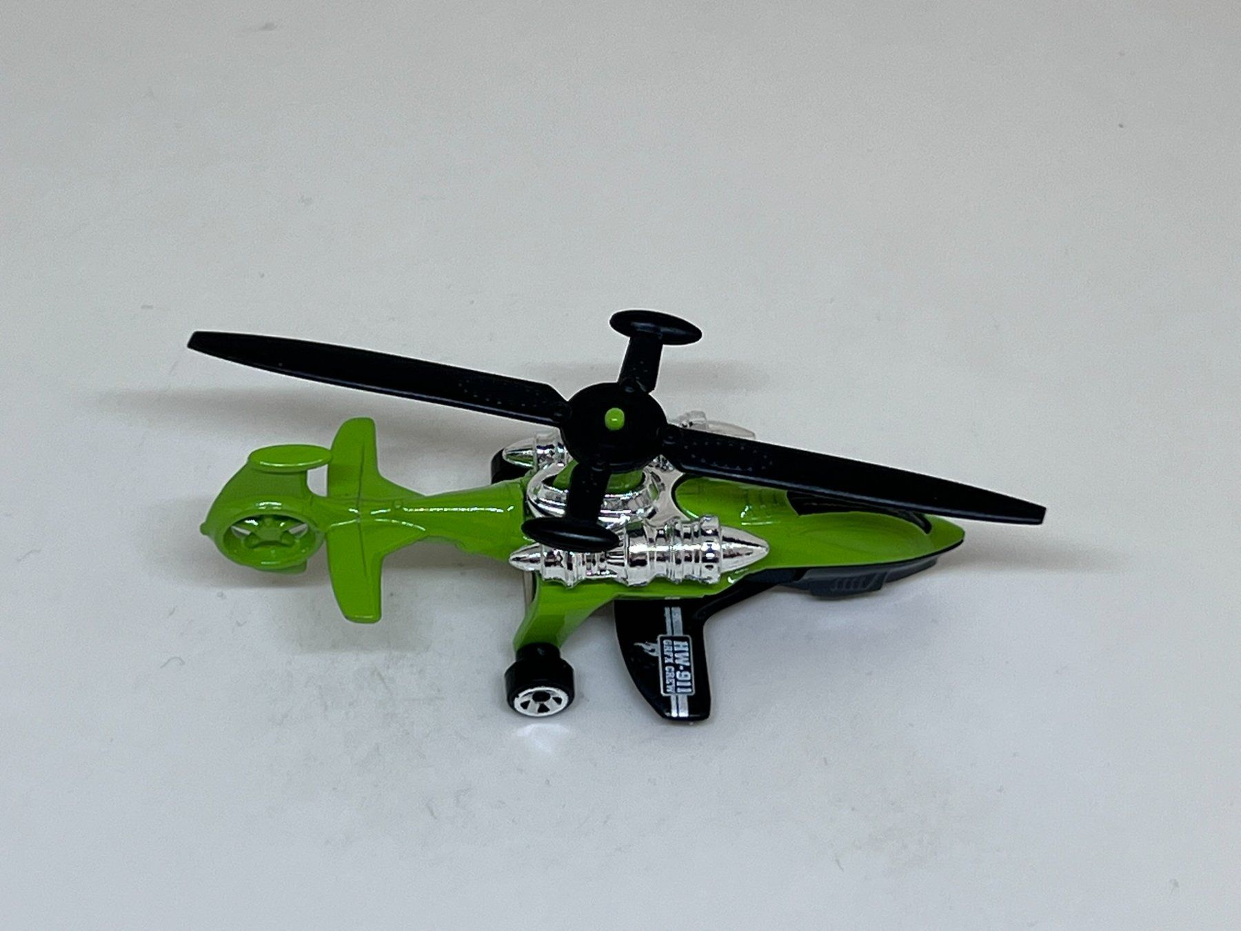 Hot Wheels Modellini d'auto: Hot Wheels Sky Knife #426 – Usato da Wildegg venduto da LaaBoutique 1