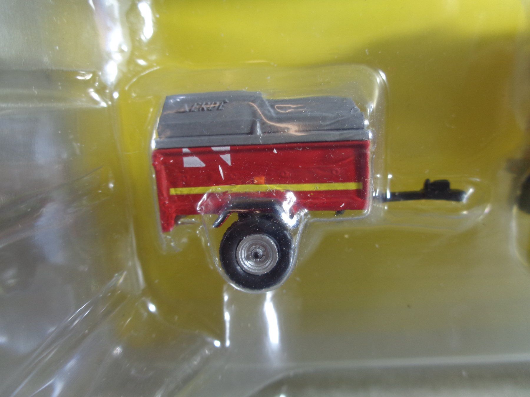 Modellini d'auto: Hachette 1:43 Pompier UMM Alter avec remorque – Nuovo e nell'imballaggio originale da Reconvilier venduto da rallycar 4
