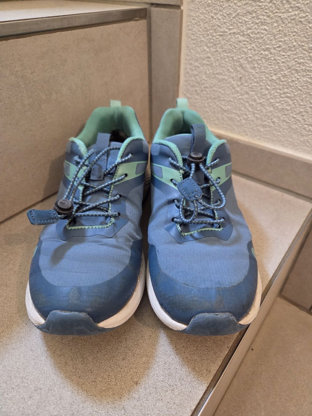 46 Nord Scarpe per ragazze: 46 Nord Trekkingschuh Gr 37 – Usato da Schlierbach venduto da smeralda1313 1