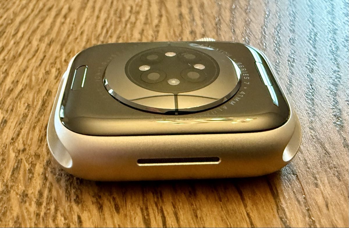 Apple Smartwatch: Apple Watch Series 7 (GPS) – Usato da Eiken venduto da Oiler 5