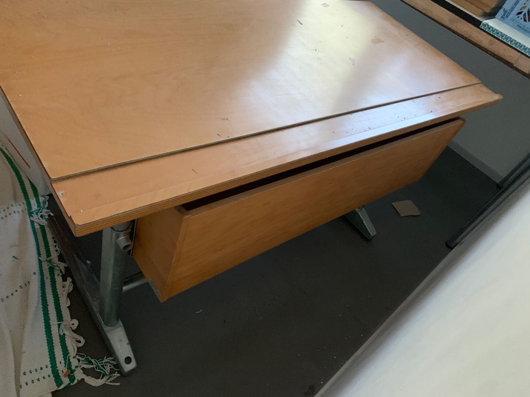 Scrivanie: Kinderpult – Usato da Zürich venduto da rnb74 1