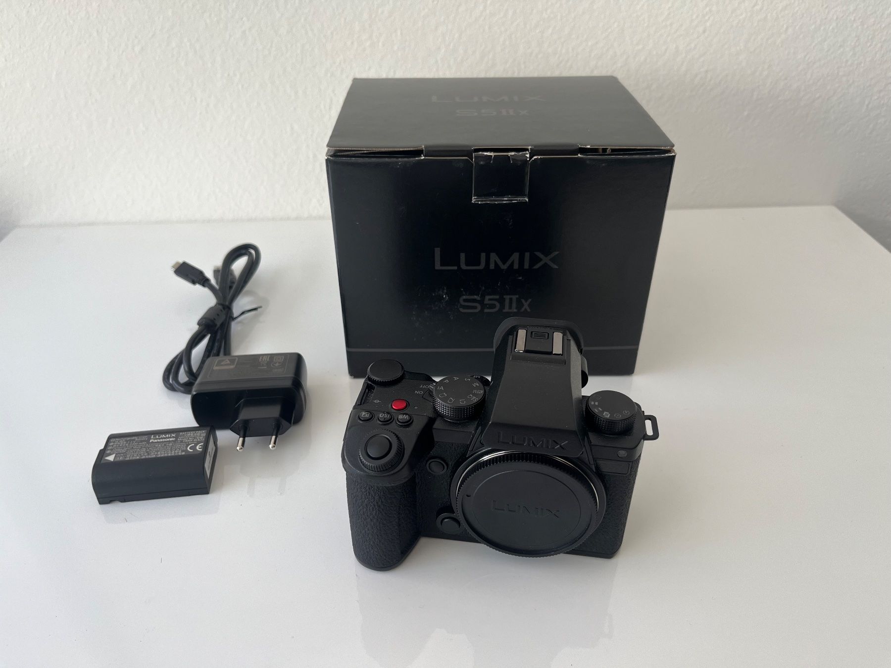Panasonic Fotocamera: Panasonic Lumix S5iiX Body – Usato da Zürich venduto da noraluz
