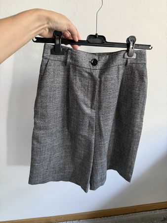 Imperial brand bermuda shorts, like new! (size S
