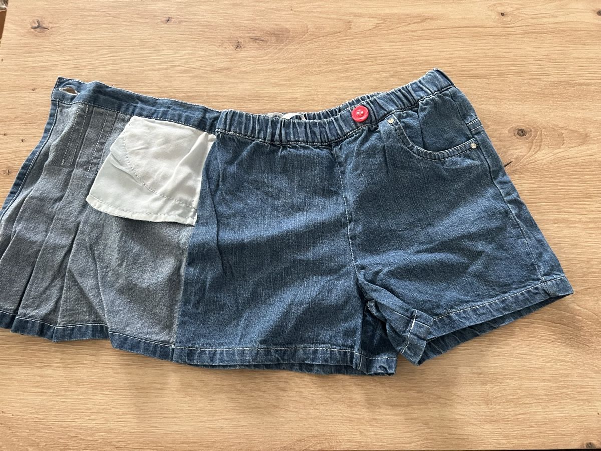 Pantaloni: Jeans-Shorts/Rock Gr. 98 – Usato da Thun venduto da Siladi 1