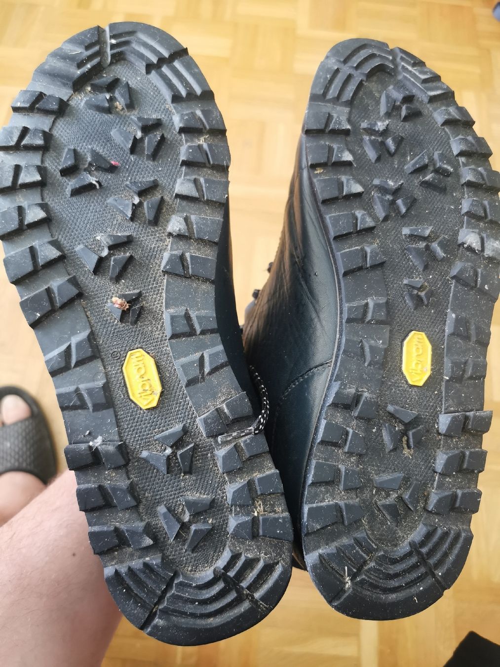 Scarpa Scarpe da uomo: Scarpa Zodiac Trek  Berge 44.5 Orginal – Nuovo (secondo la descrizione) da Bern venduto da ged_ffx9 3