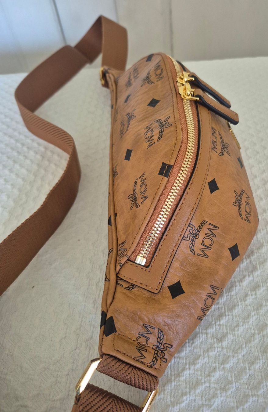 Mcm Borse: Neue MCM Belt Bag – Nuovo (secondo la descrizione) da Dottikon venduto da Pega7 4