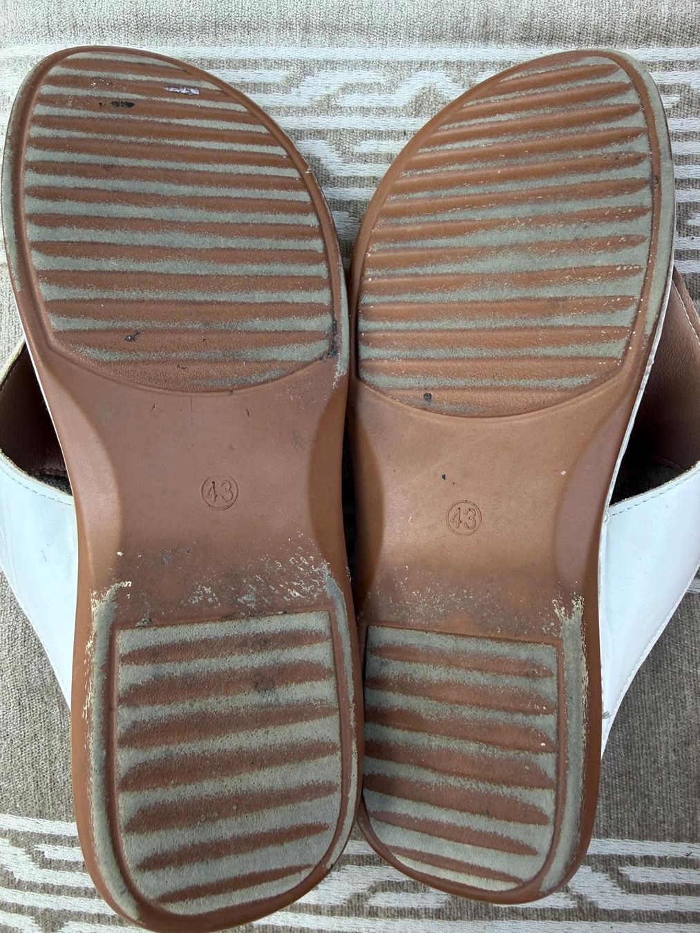 Scarpe da donna: Flip-Flops – Usato da Flawil venduto da Stella_3 1