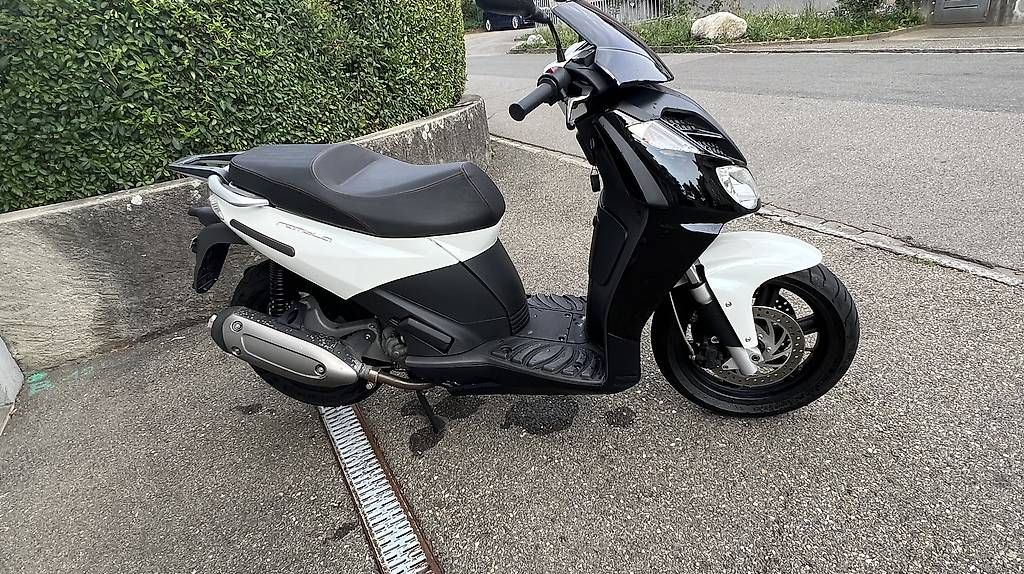 Scooter: Derbi Rambla 300i  – Usato da Bern venduto da latino09