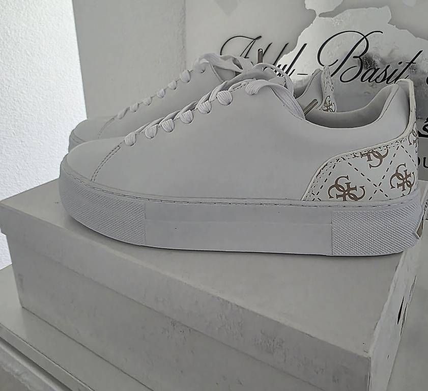 Damenschuhe:  Original Guess Sneaker  NEU  Grösse 40 – Neu und originalverpackt aus Volketswil von muz_md7v 2