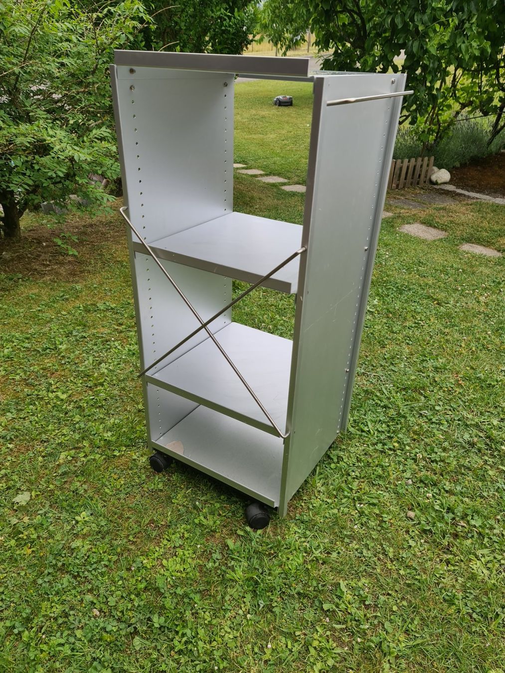 Scaffali: Regal auf Rollen Metallregal – Usato da Niederlenz venduto da DaveDasWahnsinn 3