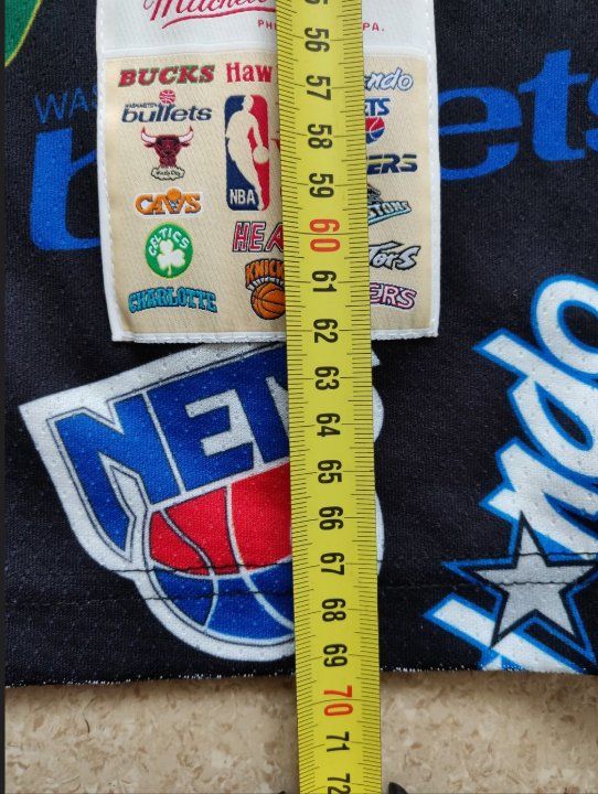 Mitchell & Ness Maglioni & Felpe: Mitchell & Ness NBA Print Langarmshirt Schwarz Grösse M/L – Usato da Hemberg venduto da kun_5pyb 2